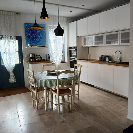Casa de Férias Charmante Maison De Village *